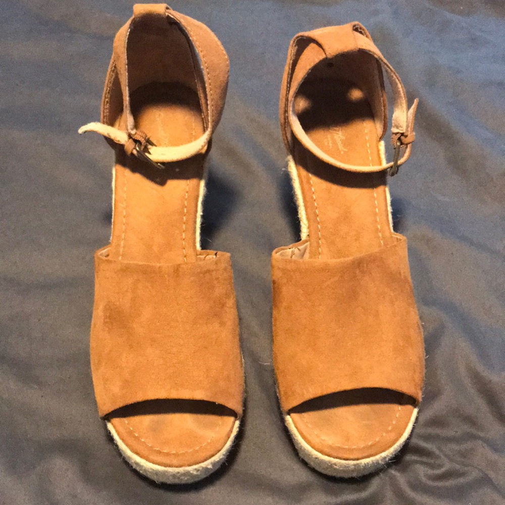 Universal Thread Wedges